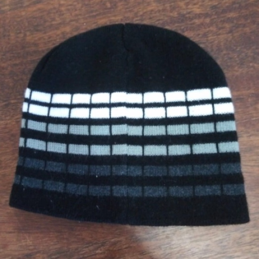 VINTAGE Striped beanie